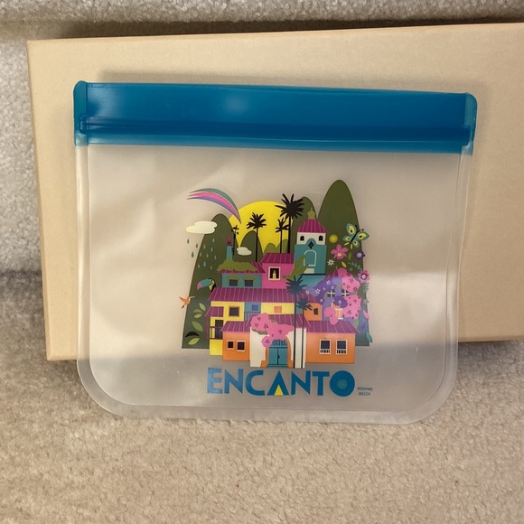 disney encanto reusable snack bags - Picture 8 of 9